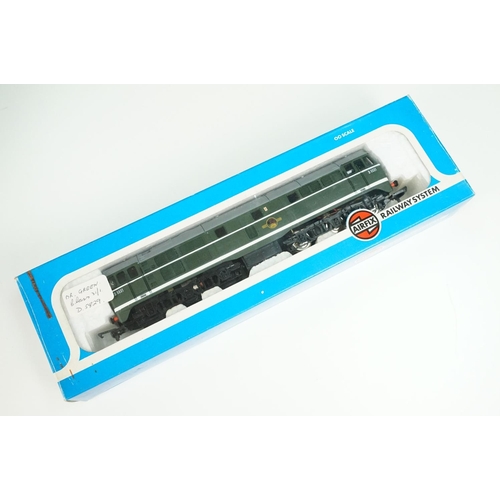 141 - Nine boxed OO gauge locomotives to include 2 x Palitoy Mainline (937044 Blyth Power & 37073 Hermes),... 