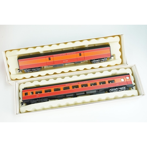 143 - 25 Boxed Rivarossi HO gauge items of rolling stock to include 6633/0 Atlantic Coast Line, 2857/10 So... 