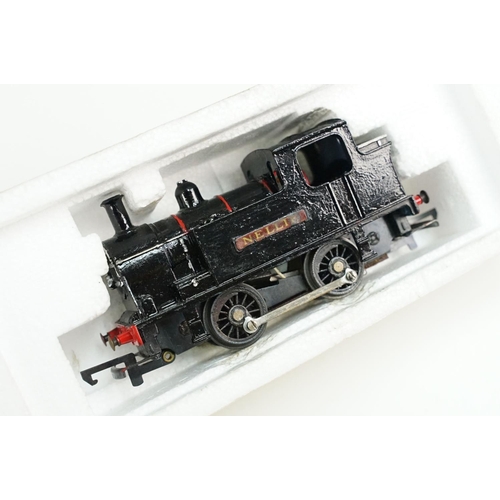 173 - Boxed Triang Hornby OO gauge R355B 0-4-0 Industrial Loco Nellie blue livery, a repainted 0-4-0 locom... 