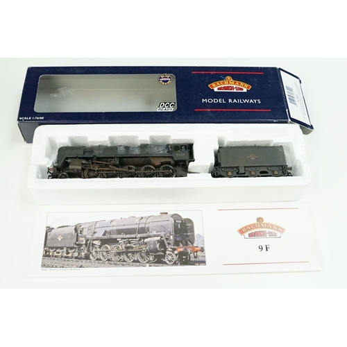 175 - Five boxed Bachmann OO gauge locomotives to include 32-850 NRM 9F 2-10-0 Standard 92220 Evening Star... 