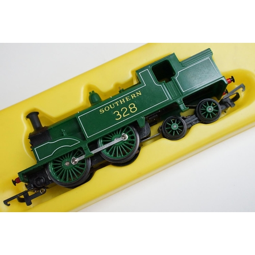 177 - Five boxed Triang / Hornby OO gauge locomotives to include R861 BR 2-10-0 Locomotive Evening Star, R... 