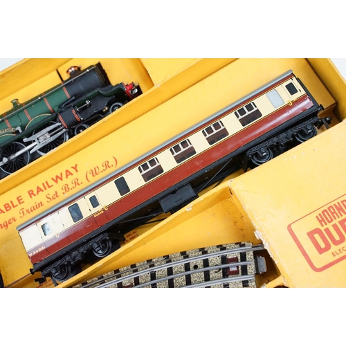 179 - Boxed Hornby Dublo EDP20 Bristolian Passenger Train set with Bristol Castle locomotive, rolling stoc... 