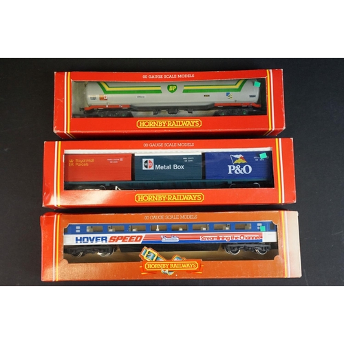 75 - 42 Boxed Hornby OO gauge items of rolling stock to include R216 BP 100 Ton Tank Wagon (tea), R020 Fr... 