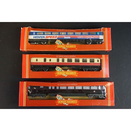 75 - 42 Boxed Hornby OO gauge items of rolling stock to include R216 BP 100 Ton Tank Wagon (tea), R020 Fr... 