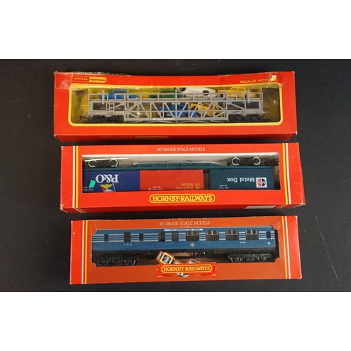 75 - 42 Boxed Hornby OO gauge items of rolling stock to include R216 BP 100 Ton Tank Wagon (tea), R020 Fr... 