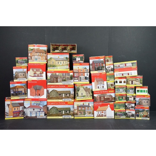 149 - 42 Boxed Hornby OO gauge Trackside buildings to include R9772 High Street Dental, R7289 E.L.Sole New... 