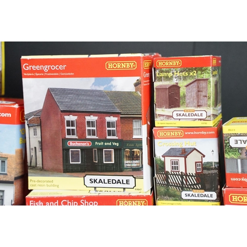 149 - 42 Boxed Hornby OO gauge Trackside buildings to include R9772 High Street Dental, R7289 E.L.Sole New... 