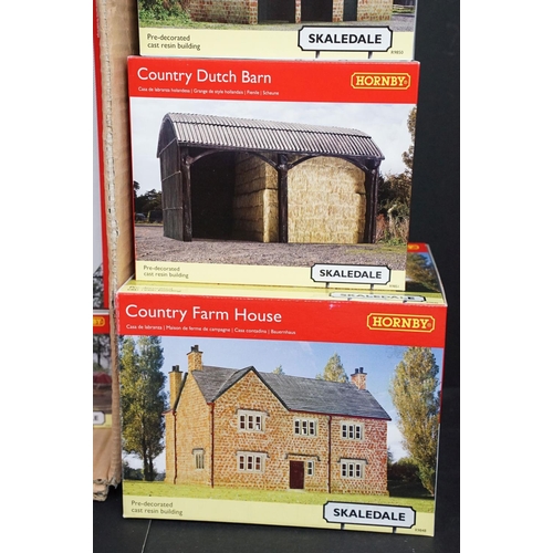 150 - 25 Boxed Hornby Skaledale OO gauge pre-decorated trackside buildings and accessories to include 3 x ... 