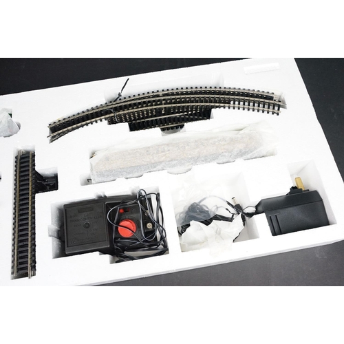 152 - Boxed Hornby OO gauge R1039 Flying Scotsman electric train set, complete, plus a boxed Hornby R8017 ... 