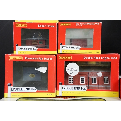 155 - Two OO gauge locomotives to include Lima 33042 Diesel and Hornby BR 0-4-0 06008 plus 11 x trackside ... 