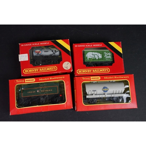 156 - 28 Boxed OO gauge items of rolling stock to include 25 x Hornby / Triang, 2 x Airfix and 1 x Wrenn, ... 