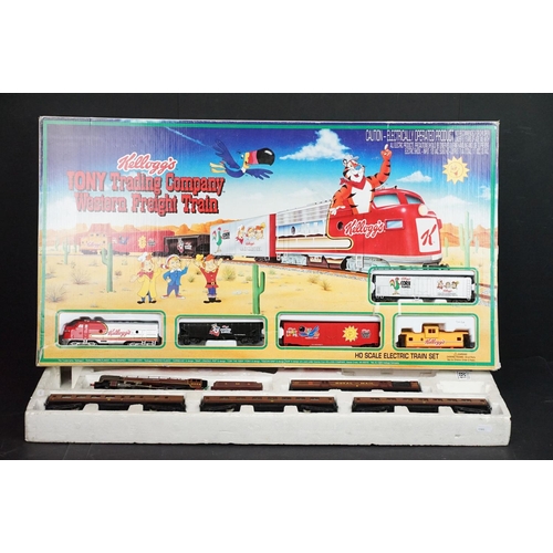 158 - Boxed Bachmann HO gauge Kelloggs Tony Trading Company Western Freight Train set (complete) plus a pa... 