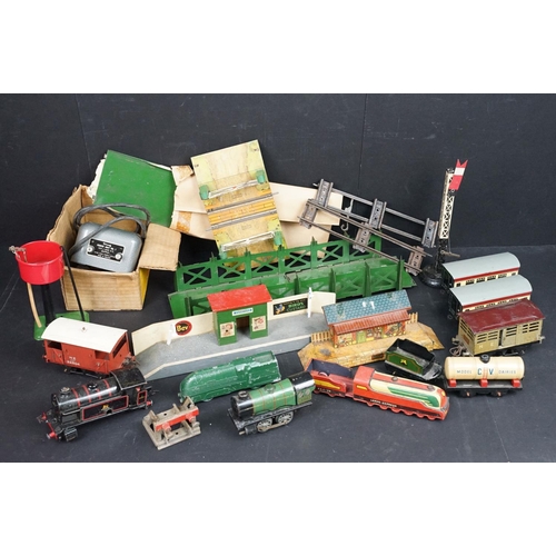 161 - Quantity of O gauge model railway featuring Hornby and Chad Valley to include 4 x Hornby items of ro... 