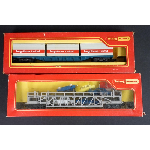 168 - Quantity of boxed OO/HO gauge model rail to include 3 x boxed Hornby Action Accessories featuring R8... 