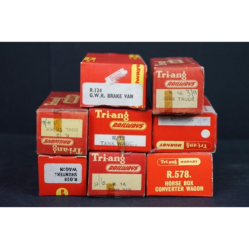 170 - 49 Boxed OO gauge items of rolling stock to include Hornby, Triang, Wrenn, Grafar, Airfix and Dapol ... 