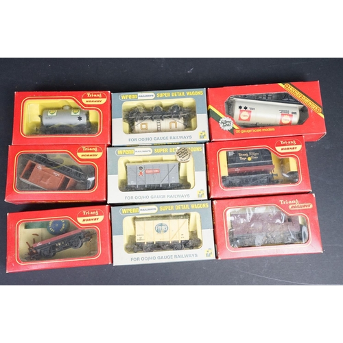 170 - 49 Boxed OO gauge items of rolling stock to include Hornby, Triang, Wrenn, Grafar, Airfix and Dapol ... 