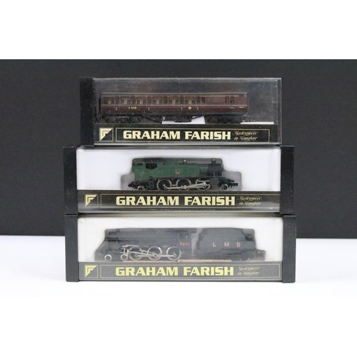 126A - Two cased Graham Farish N gauge locomotives to include 5041 LMS 4-6-0 in black livery and 2-6-2 in B... 