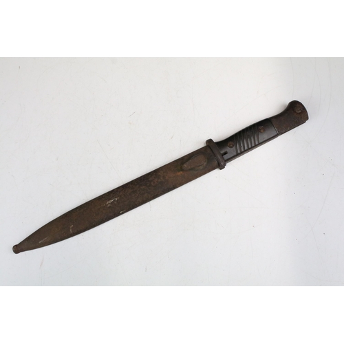 262 - A World War Two era German K98 Bayonet, maker marked Elite Diamant and together with metal scabbard.