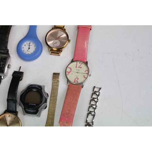 281 - A collection of mixed wristwatches to include digital and analogue examples