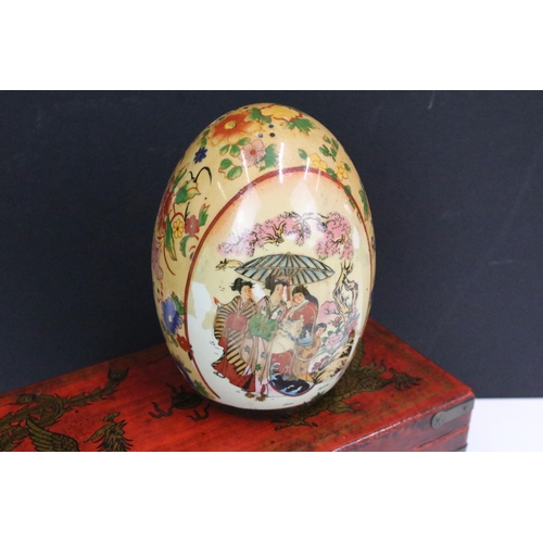 88 - Selection of Oriental pieces to include assortment of ornate hand painted ceramic eggs in varying si... 