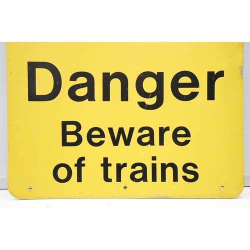 123 - Danger Beware of Trains painted metal warning sign, with four screw holes, 60 x 40cm