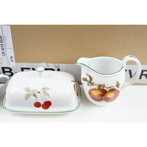 94 - Royal Worcester 'Evesham Vale' fruit design dinnerware set to include butter dish, five bowls, large... 