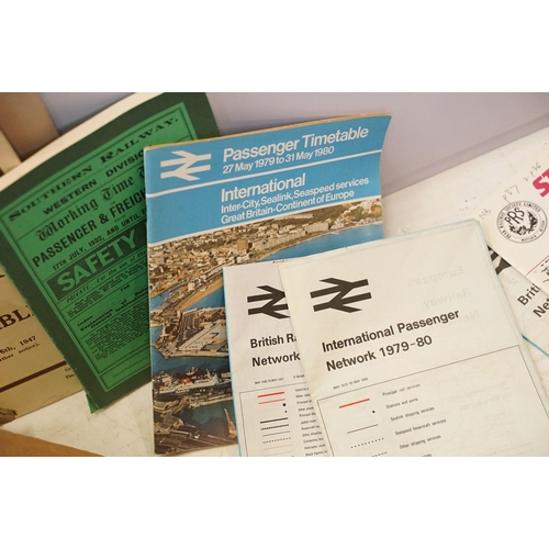 407 - A group of mixed ephemera to include railway related books, railway maps..etc.. together with a coll... 