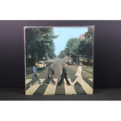 113 - Vinyl - The Beatles - Abbey Road - 4 different pressings to include: UK pressing PCS 7088 x 3 one VG... 