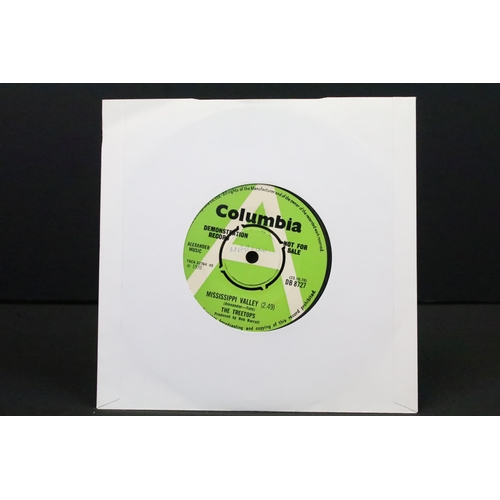 313 - Vinyl - 2 demo promo UK 7” singles by The Treetops to include: California My Way (Parlophone Records... 