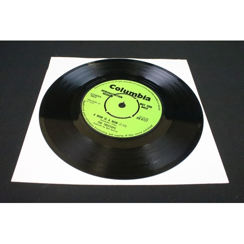 313 - Vinyl - 2 demo promo UK 7” singles by The Treetops to include: California My Way (Parlophone Records... 