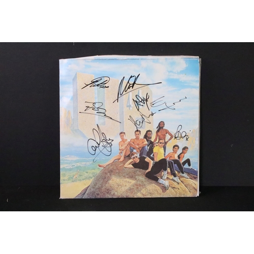 123 - Vinyl / Autograph - 6 fully signed UB40 LPs and 1 Madness LP signed by 3 members