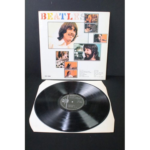 141 - Vinyl - 3 The Beatles foreign pressing albums to include: 19 Hits (YCY Record – YCY-2005, Malaysian)... 