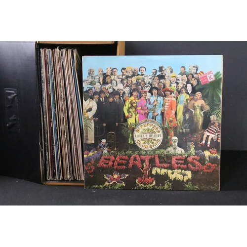 273 - Vinyl - 24 LPs to include The Beatles x 10 (inc Sgt Pepper, Please Please Me, Abbey Road, Rubber Sou... 