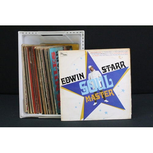 364 - Vinyl - 35 Motown LPs to include Edwin Starr, Martha Reeves & The Vandellas, Jimmy Ruffin, Smokey Ro... 