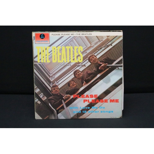 378 - Vinyl - 24 Beatles & Related LPs (4 without sleeves) to include Please Please Me (original UK gold t... 