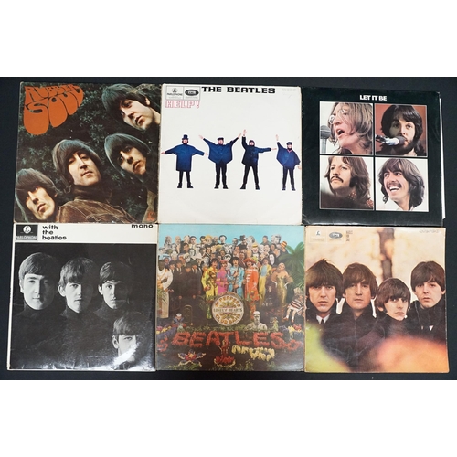 284 - Vinyl - 21 The Beatles and members albums one box set and one shaped picture disc to include: Revolv... 