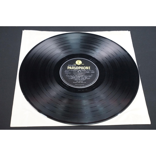 156 - Vinyl - 4 The Beatles original UK mono LPs (yellow Parlophone) to include Please Please Me, Rubber S... 