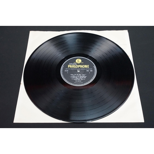 156 - Vinyl - 4 The Beatles original UK mono LPs (yellow Parlophone) to include Please Please Me, Rubber S... 