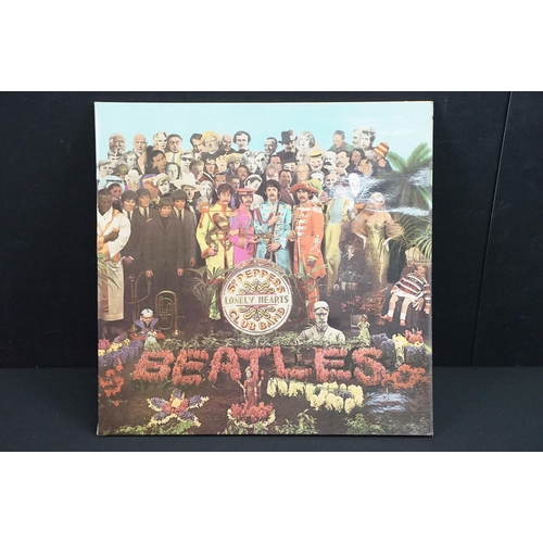 157 - Vinyl - 3 The Beatles original UK LPs to include Sgt Pepper (wide spine mono, red flame inner, cut-o... 