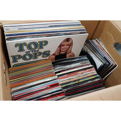 212 - Vinyl - 35 Rock & Pop LPs, 2 12