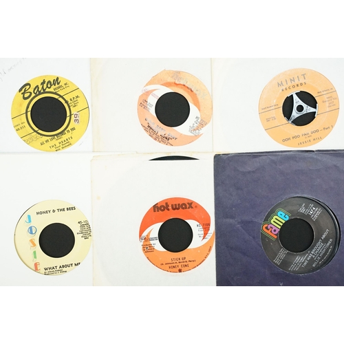 330 - Vinyl - 50 Northern Soul / Soul / Funk / R&B mainly original USA 1960’s and 1970’s pressing 7” singl... 