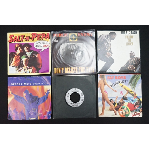 345 - Vinyl - 30 Hip Hop / Rap UK pressing 7” singles to include: Run DMC, Arrested Development x 2, De La... 