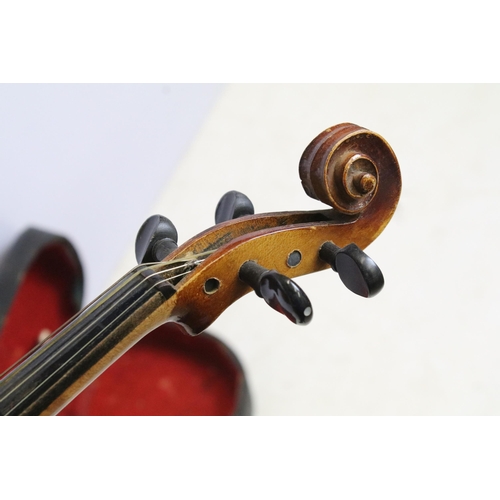 425 - Antique violin with two piece back, Antonius Stradivarius Cremonensis paper label to interior, with ... 