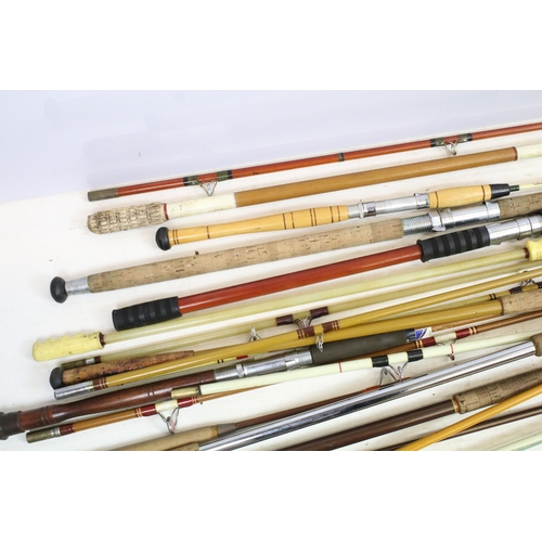 426 - Vintage selection of fishing rods to include, Canadian Major Rod 502, Elastiglas Marco, The Dover Se... 