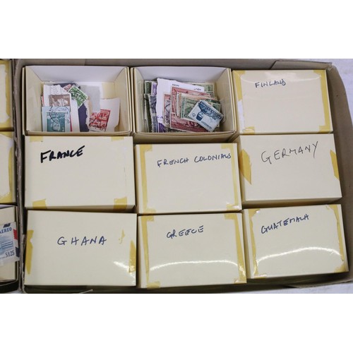 417 - Collection of assorted world kilo ware stamps organised by country. Countries to include West German... 