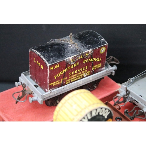 174 - 24 Boxed Hornby O gauge items of rolling stock to include 21 x Flat Truck and 3 x Low Sided Wagon, f... 