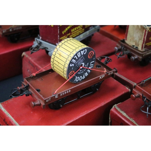 174 - 24 Boxed Hornby O gauge items of rolling stock to include 21 x Flat Truck and 3 x Low Sided Wagon, f... 
