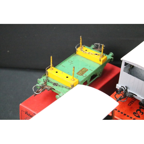 178 - 23 Boxed Hornby O gauge items of rolling stock to include 9 x No 1 Lumber Wagon, 5 x Brake Van, 7 x ... 