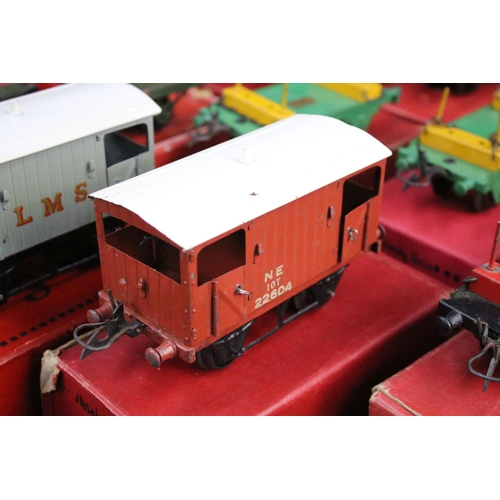 178 - 23 Boxed Hornby O gauge items of rolling stock to include 9 x No 1 Lumber Wagon, 5 x Brake Van, 7 x ... 