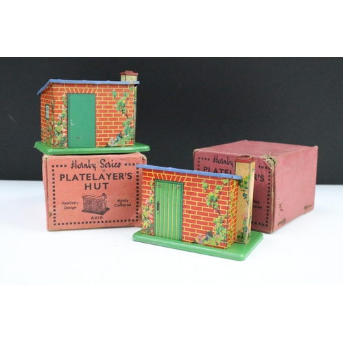 188 - Five boxed O gauge trackside accessories and sets to include Dinky No 1 Station Staff and 4 x Hornby... 